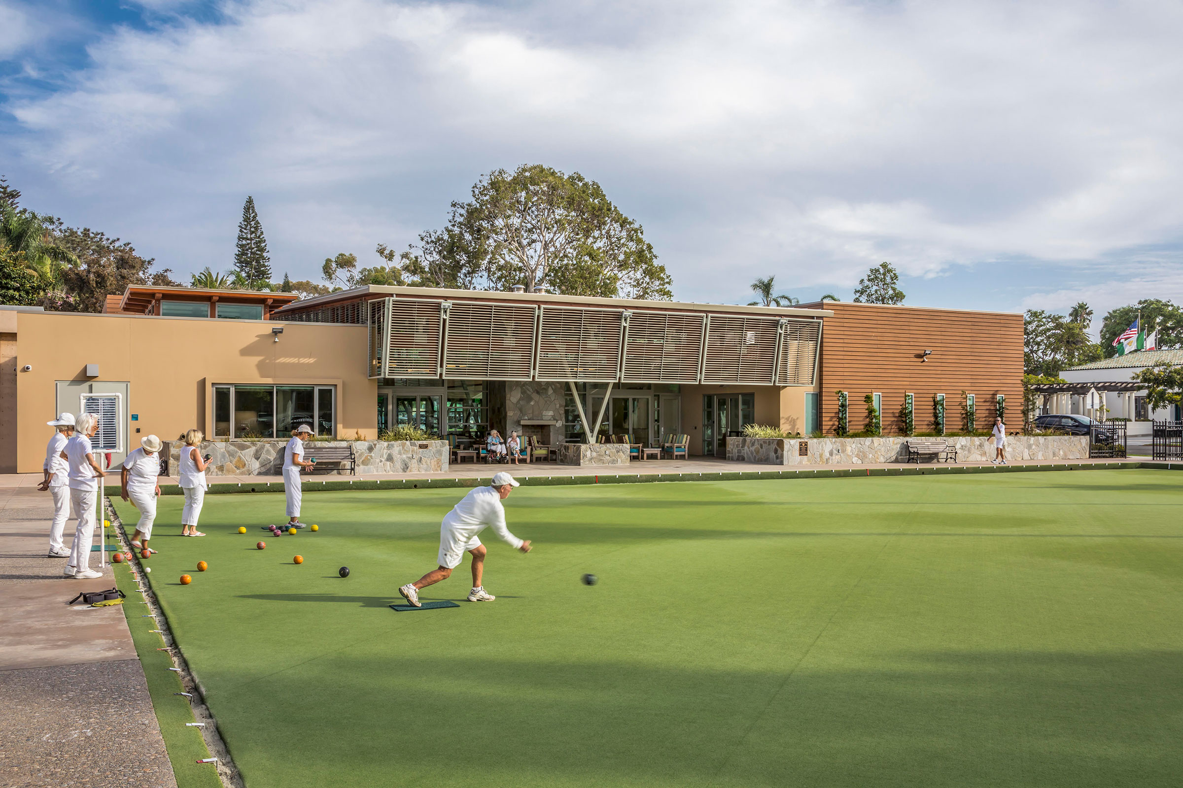 ladera sports center